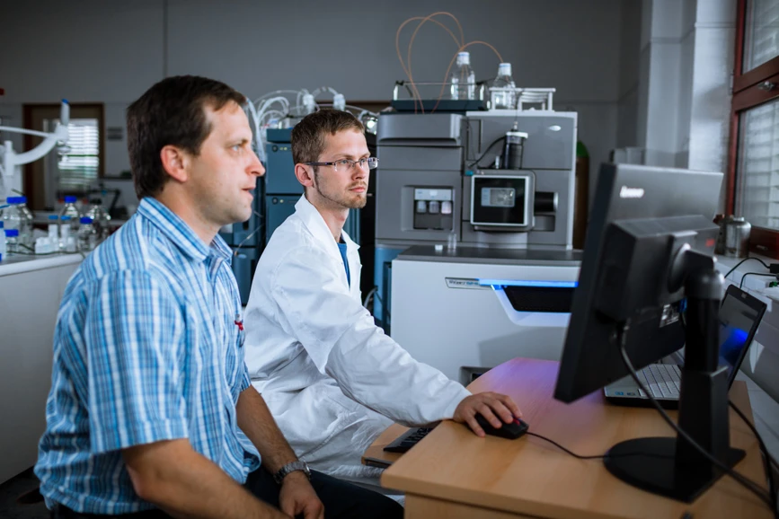 Univerzita Palackého v Olomouci: Katedra analytické chemie