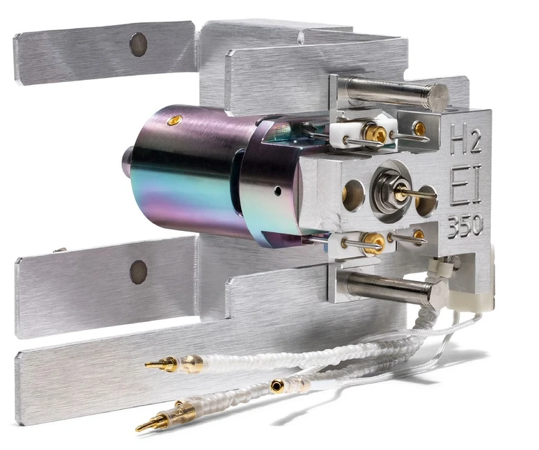 HPST: Agilent GCMSD HydroInert iontový zdroj