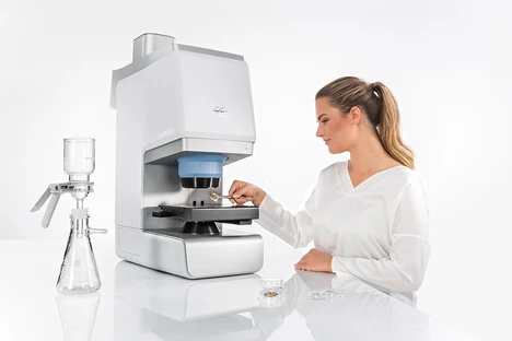 Bruker LUMOS II FTIR mikroskop