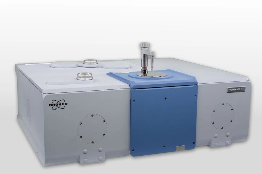 Bruker: VERTEX NEO R FTIR Spektrometr.