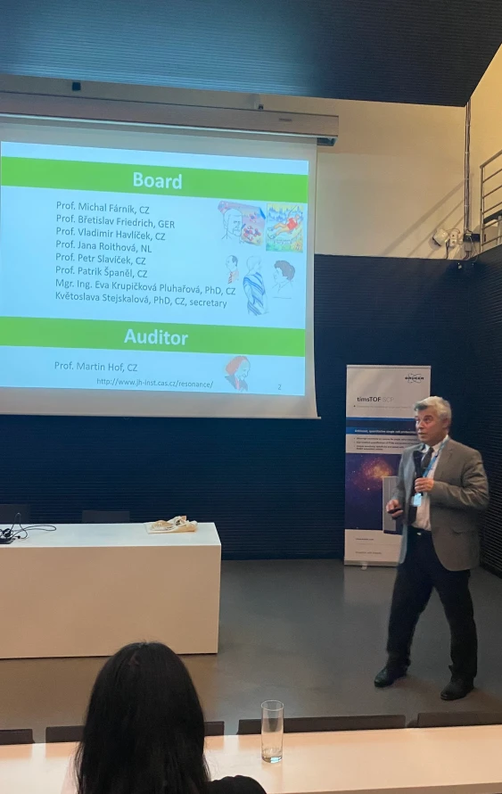 ČSHS: Konference CEEPC-IPM-CMSC 2022: Předání ceny Zdeňka Hermana Nadačním fondem Resonance (Patrik Španěl)