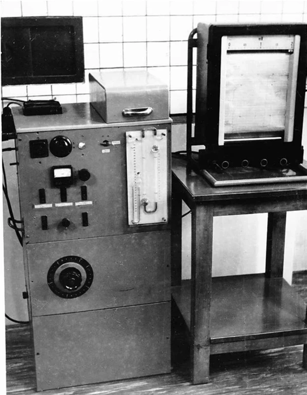 ČSHS: Obr. 6: Přístrojové vybavení laboratoře Jaroslav France (2)