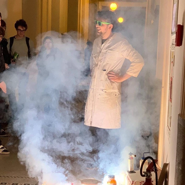 CXI TUL: Z laborky rovnou na longboard - Martin Palušák jede ve vědě a adrenalinu.