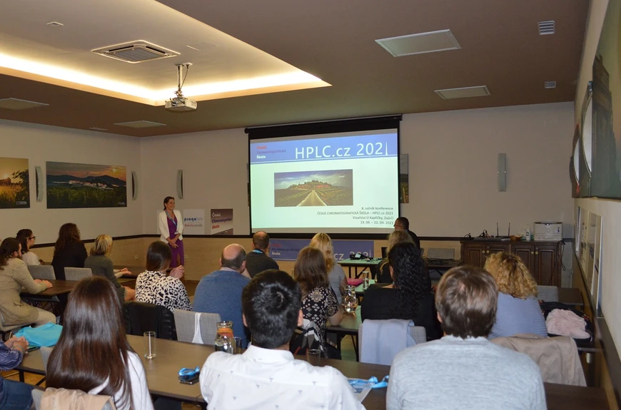 <p>Česká chromatografická škola - HPLC.cz 2021 - Den 1</p>
