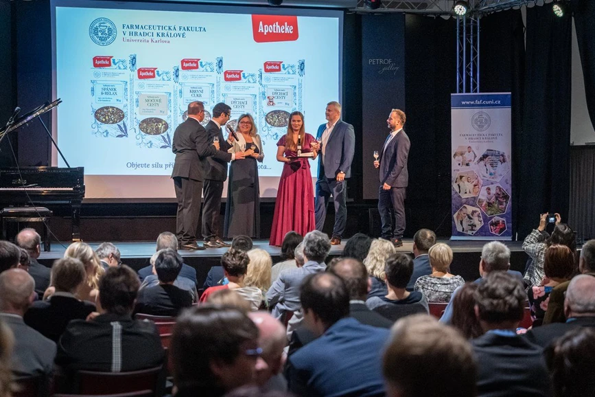 FaF UK/Jan Škop: Farmaceutická fakulta UK oslavila 55. výročí svého vzniku