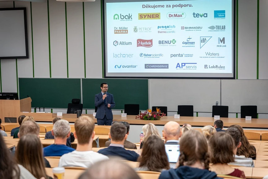 FaF UK/Jan Škop: Farmaceutická fakulta UK oslavila 55. výročí svého vzniku