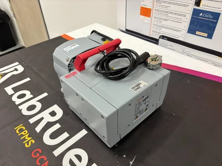 Agilent / Pfeiffer Dry Pump, MVP bezolejová vývěva, G3870-80051 (Testováno)