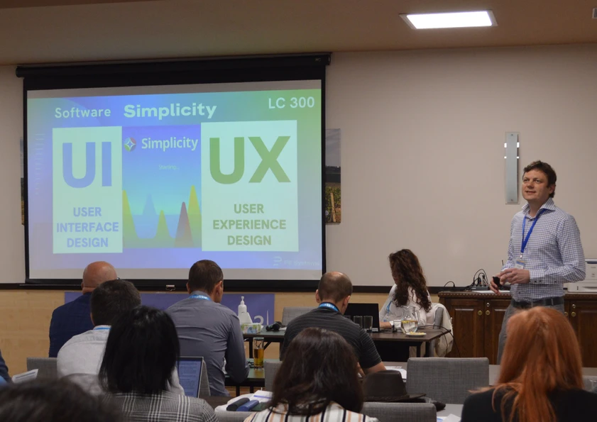 Nová LC 300 PerkinElmer (P. Šmejda, PE Systems)