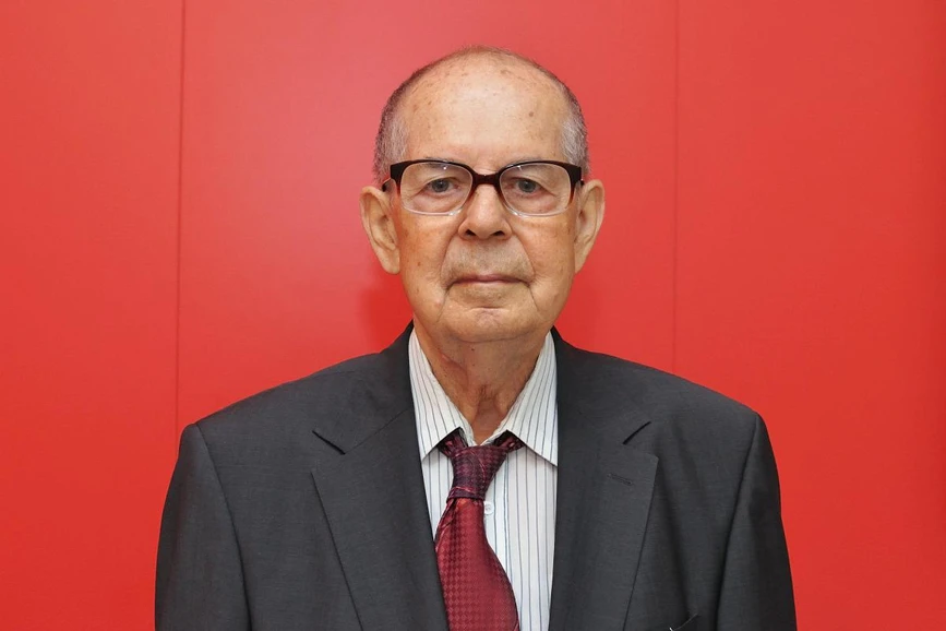 <p>Univerzita Pardubice/Milan Reinberk: Vědu jsme dělali na koleni, říká absolvent z roku 1956</p>
