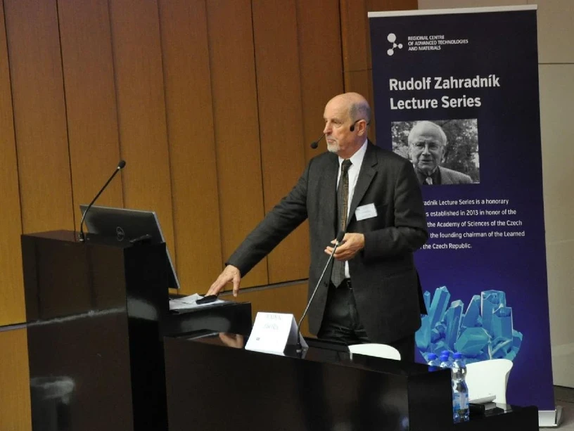 UPOL: Advances in Chromatography and Electrophoresis & Chiranal 2016