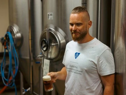 Chemik Lukáš Kučera: od domácího sládka k univerzitnímu pivovaru