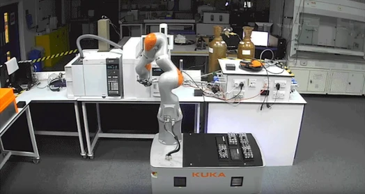 Noc vědců 2020 - Robotika v chemii