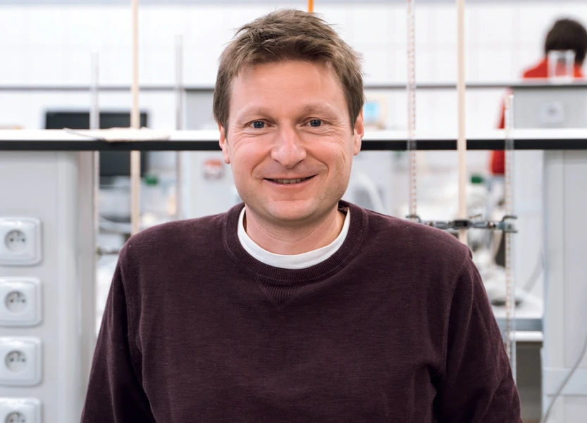 VŠCHT Praha/SPIN: Profesor Petr  Slavíček