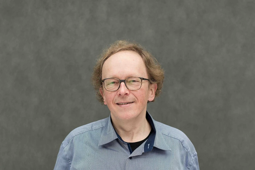 <p>Vědavýzkum.cz: Pavel Tomančák: Chci dát české vědě to, co jsem se naučil za 25 let v zahraničí</p>
