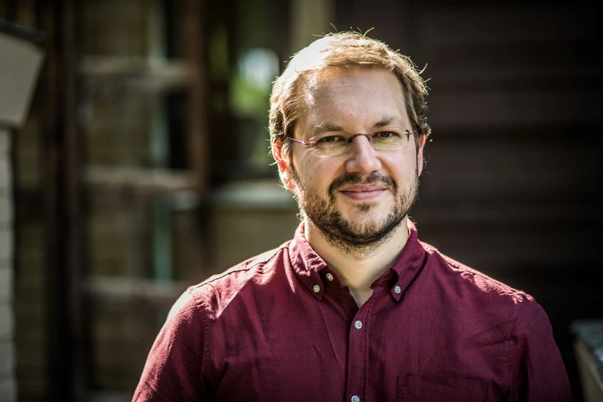 Vedavyzkum.cz: Prokop Hapala: Mají být vědci manažeři?