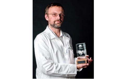 Cena Robina Keeleyho