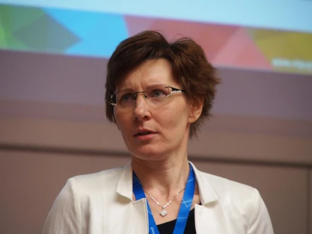 Eva Janouškovcová: V zahraničí nikoho nezajímá, z jaké jsme univerzity, ale co dokážeme nabídnout